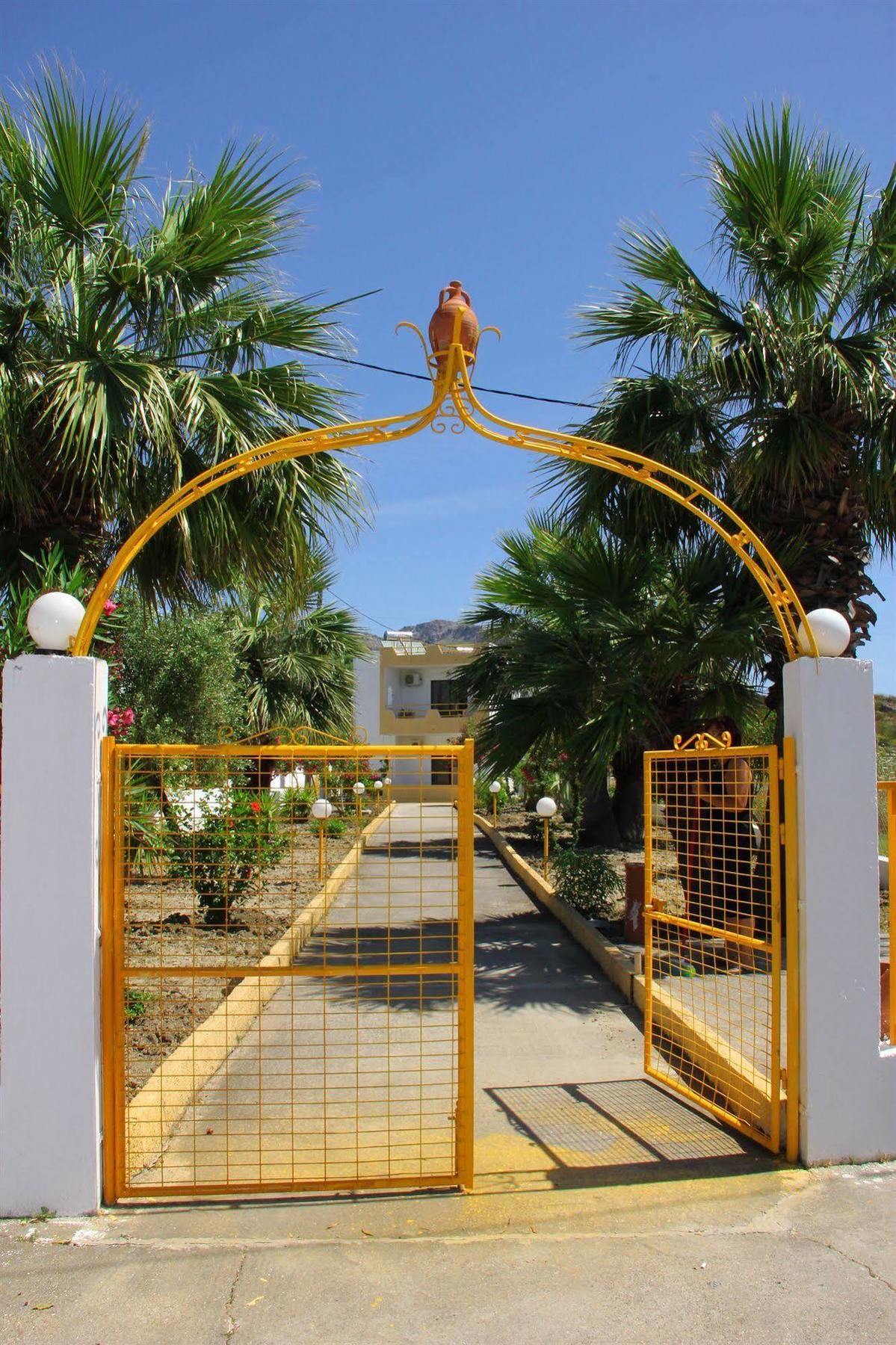 Agathi Studios CCharaki Exterior foto